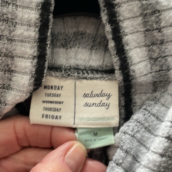 Lon skeeter lightweight fleece turtleneck size medium - Picture 2 of 2